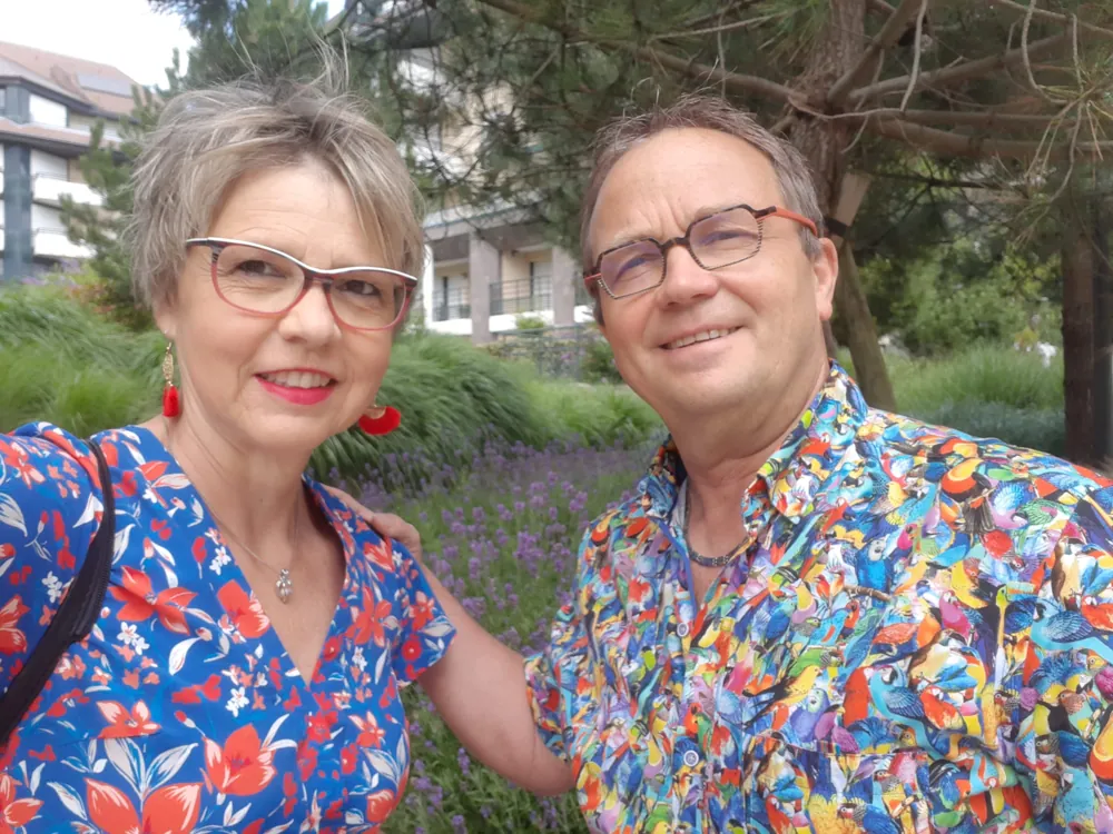 Albane et Michel, les apiculteurs